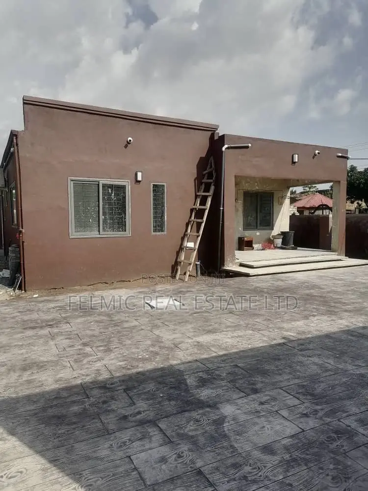 3bdrm House in Felmic Real Estate, Amasaman for sale in Amasaman