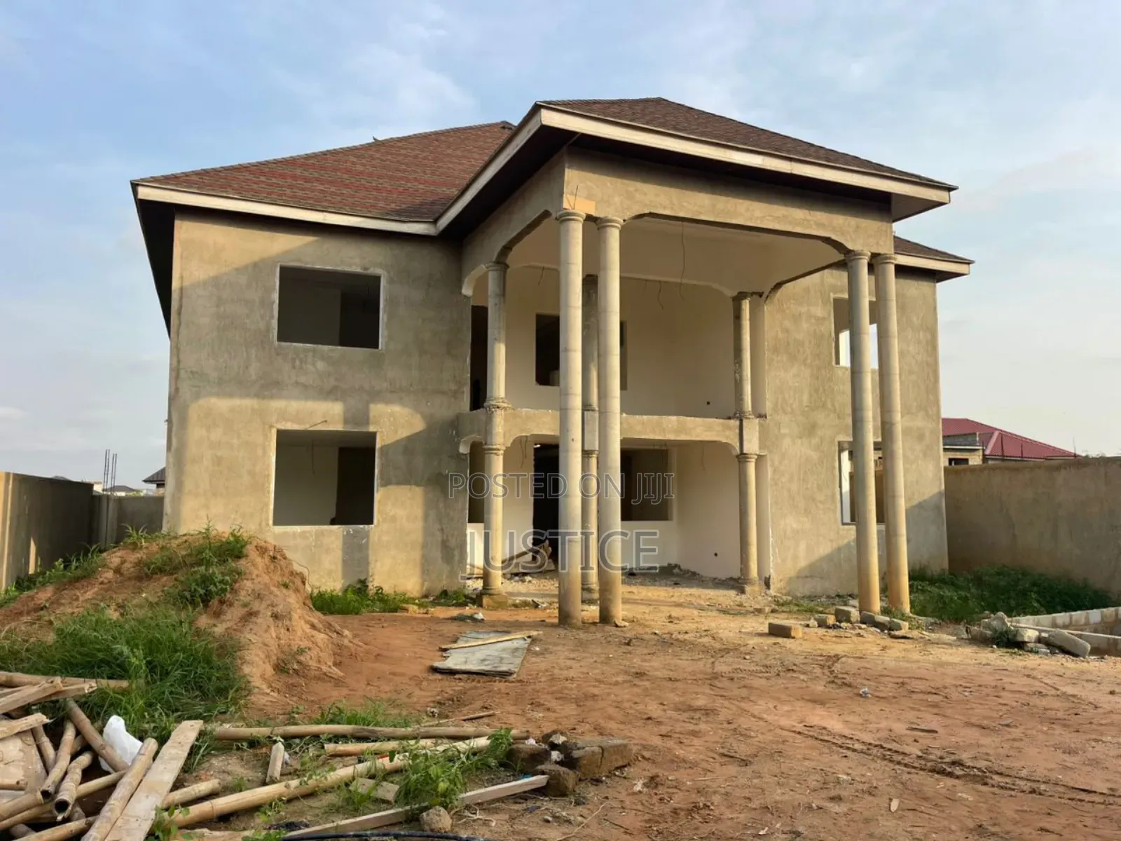 10bdrm House in Odumase Pokuase for sale in Pokuase