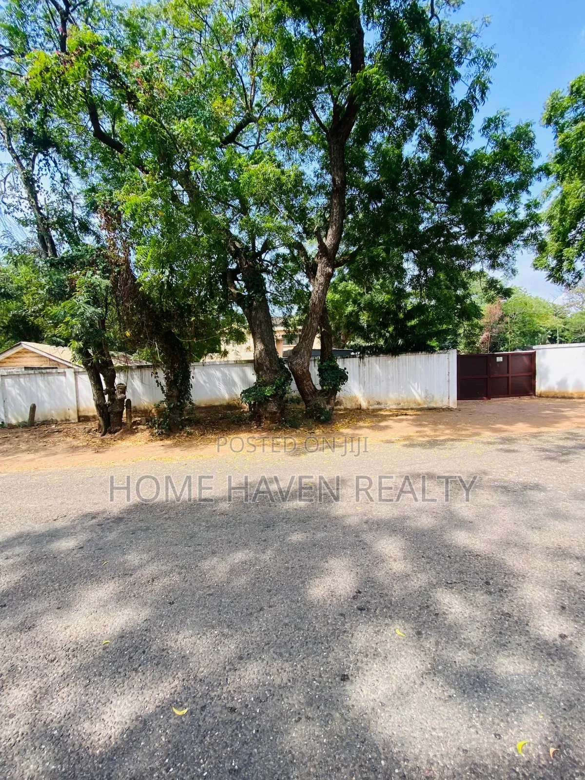 0.373 Acre Land for Sale at Ridge in Hospital Area