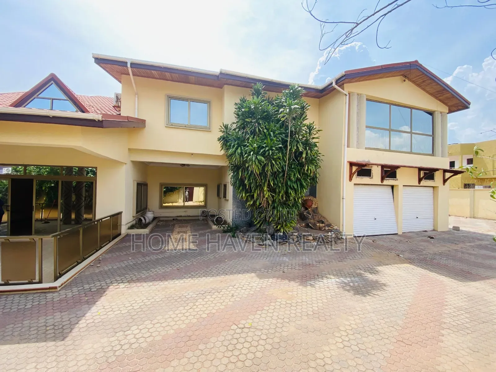 5bdrm House in Achimota Petroleum, Mile 7 for rent in Mile 7