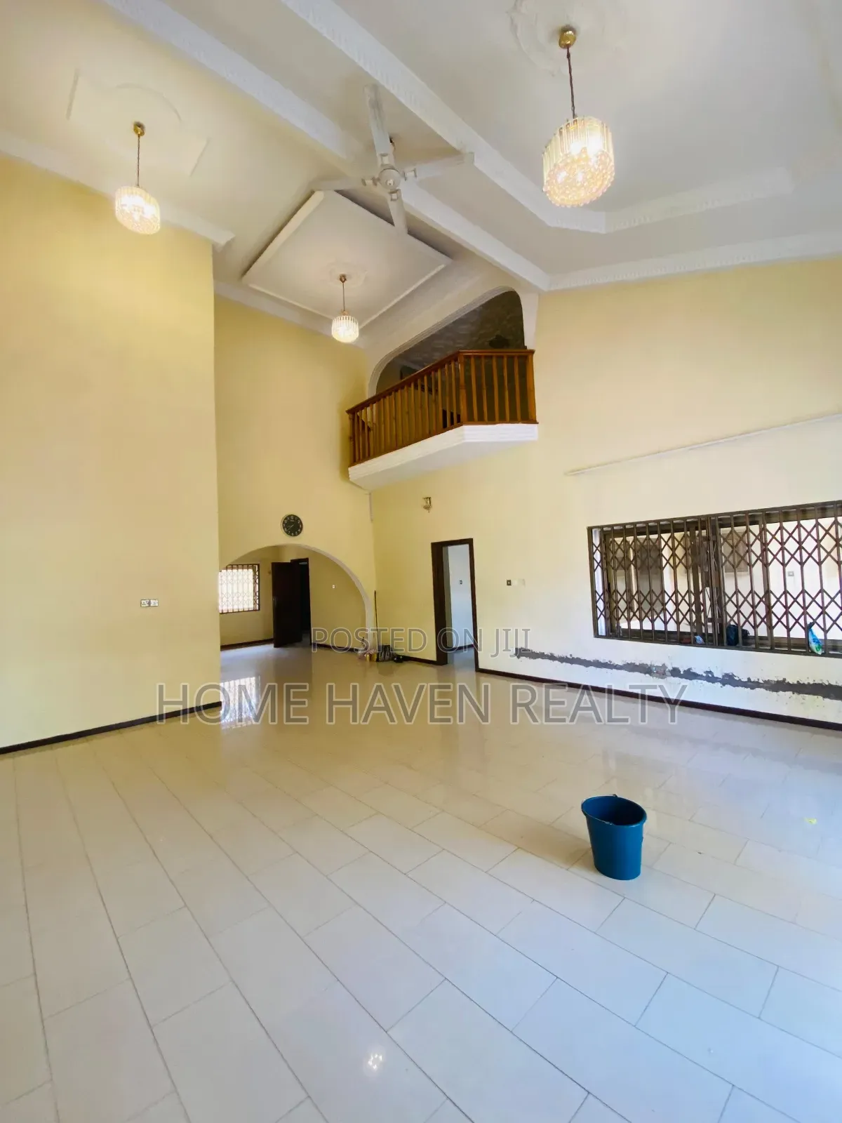 5bdrm House in Achimota Petroleum, Mile 7 for rent in Mile 7