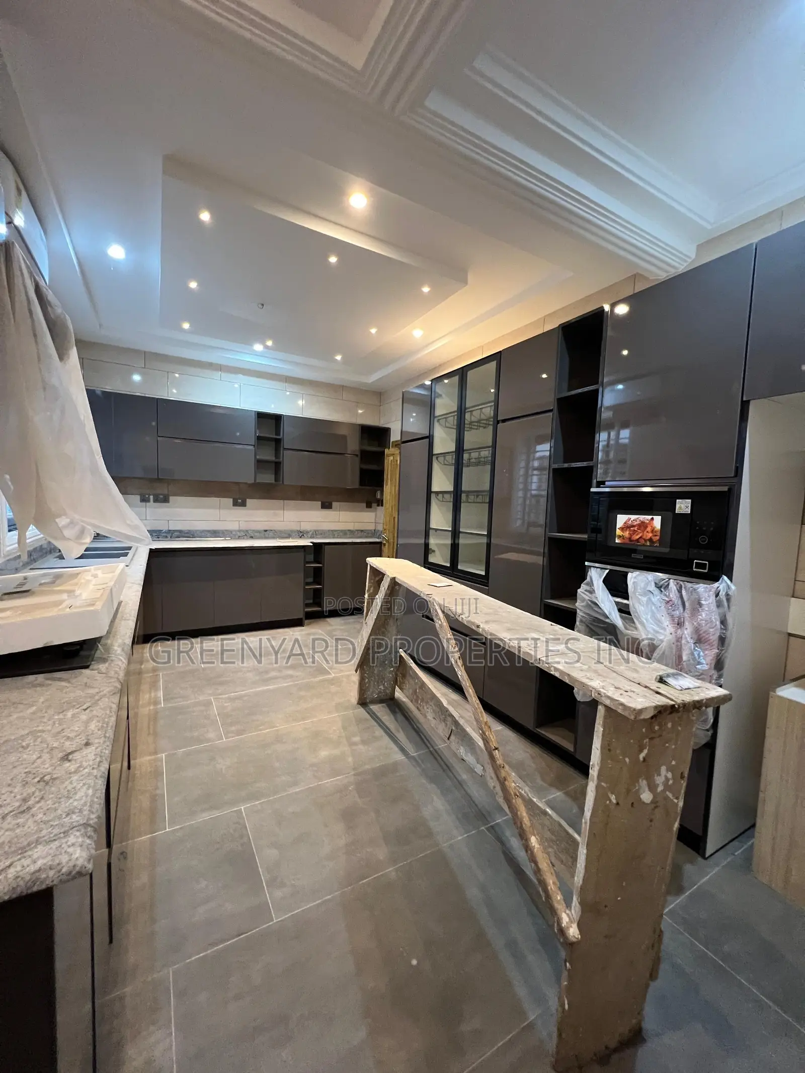 5bdrm House in Westland for rent in West Legon