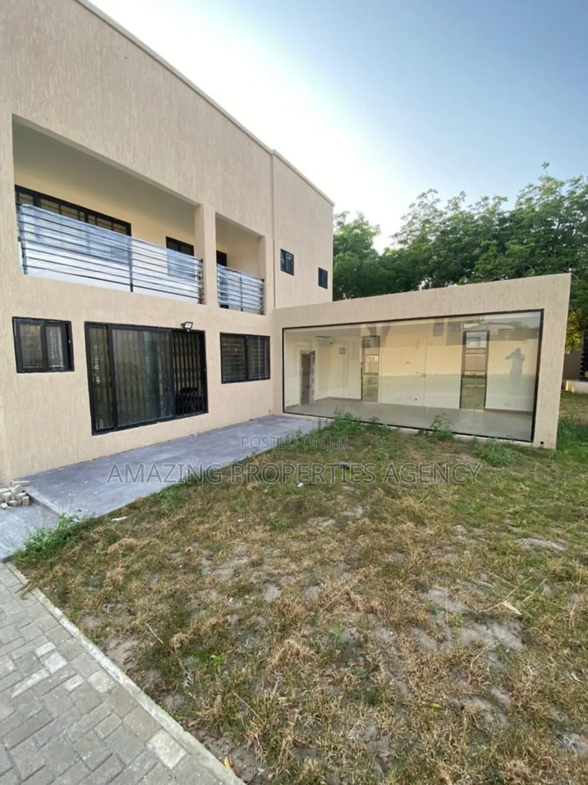 4bdrm House in Cantonments, Community 25 for rent in Community 25