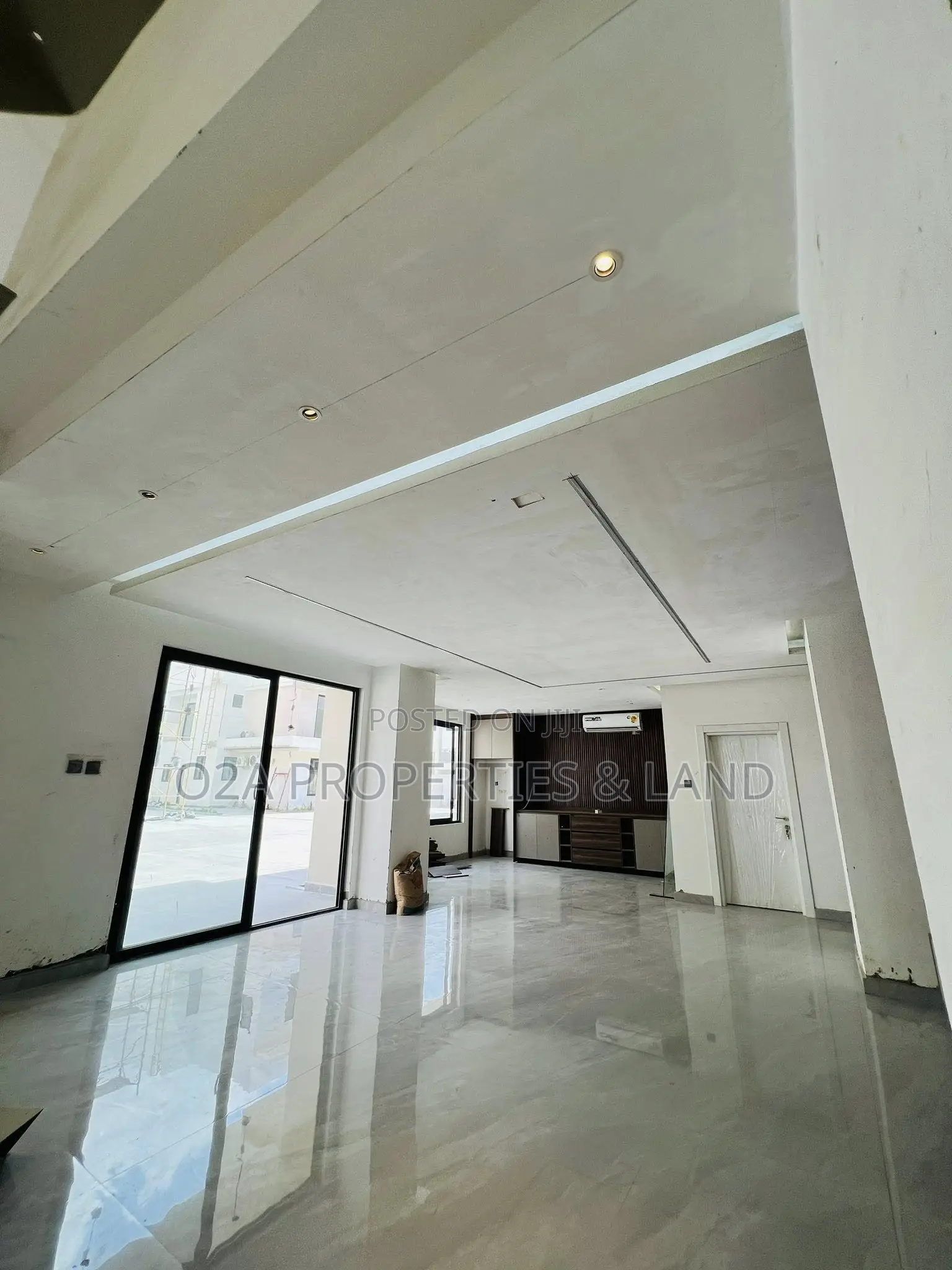 4bdrm Townhouse/Terrace in East Legon Hills for sale in New Legon