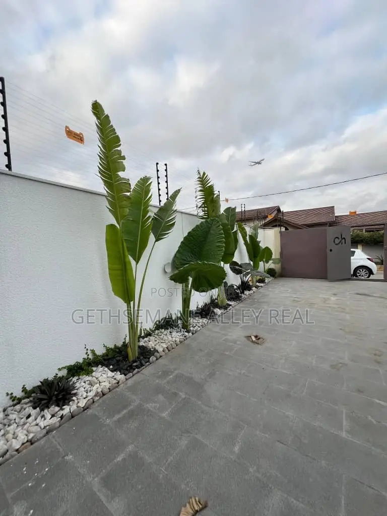 5bdrm Penthouse in Gethsemeny Alley, Cantonments for sale in Cantonments