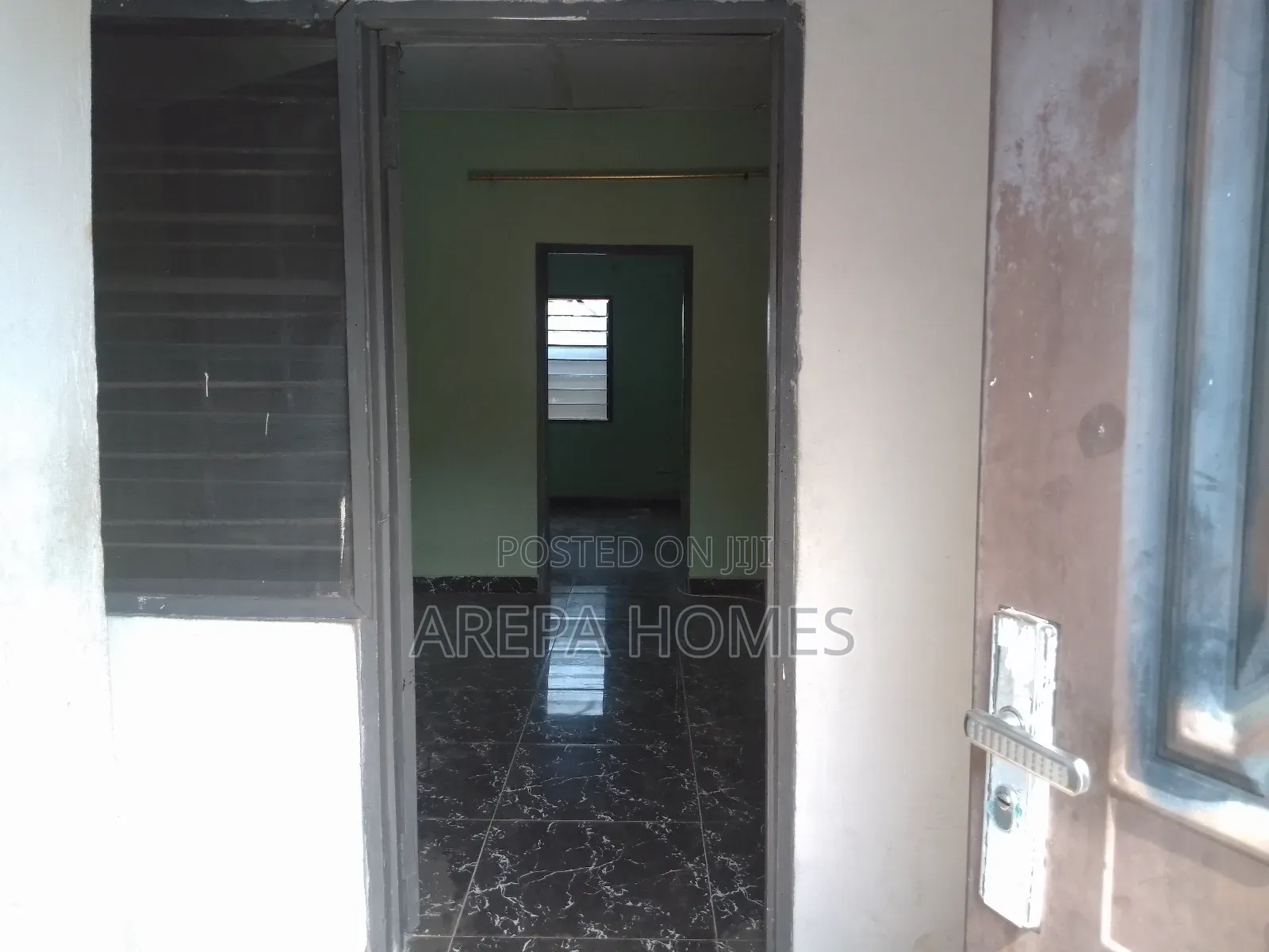 1bdrm Apartment in Arepa Homes, Madina for rent in Madina