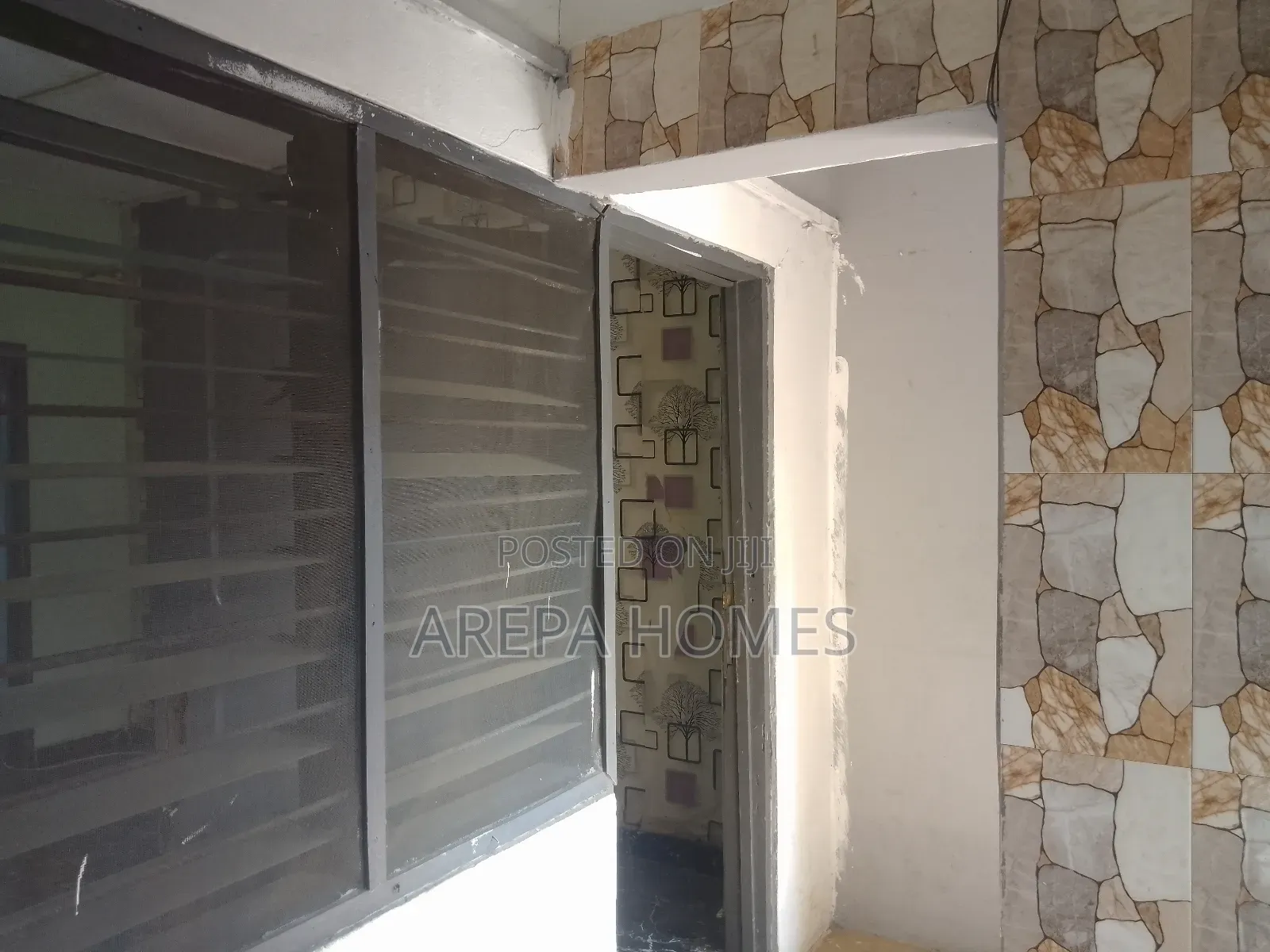 1bdrm Apartment in Arepa Homes, Madina for rent in Madina