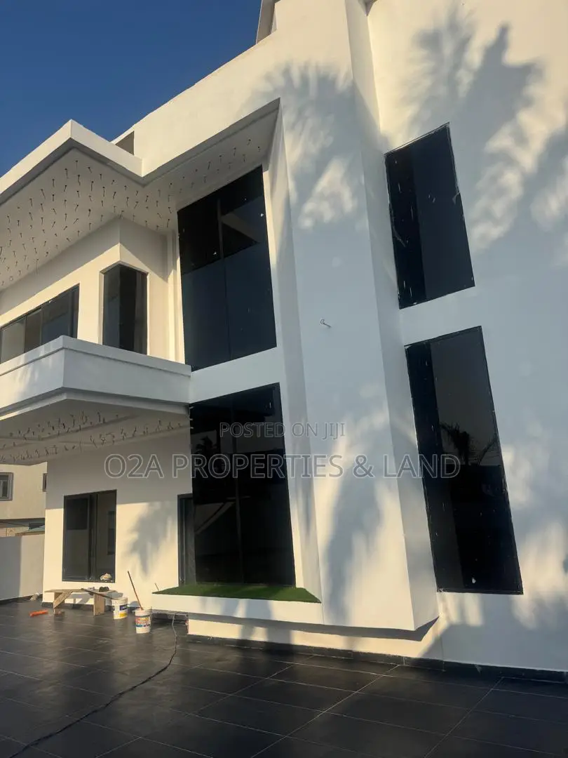 4bdrm House in Ashongman Estate, Pure Water for sale in Pure Water