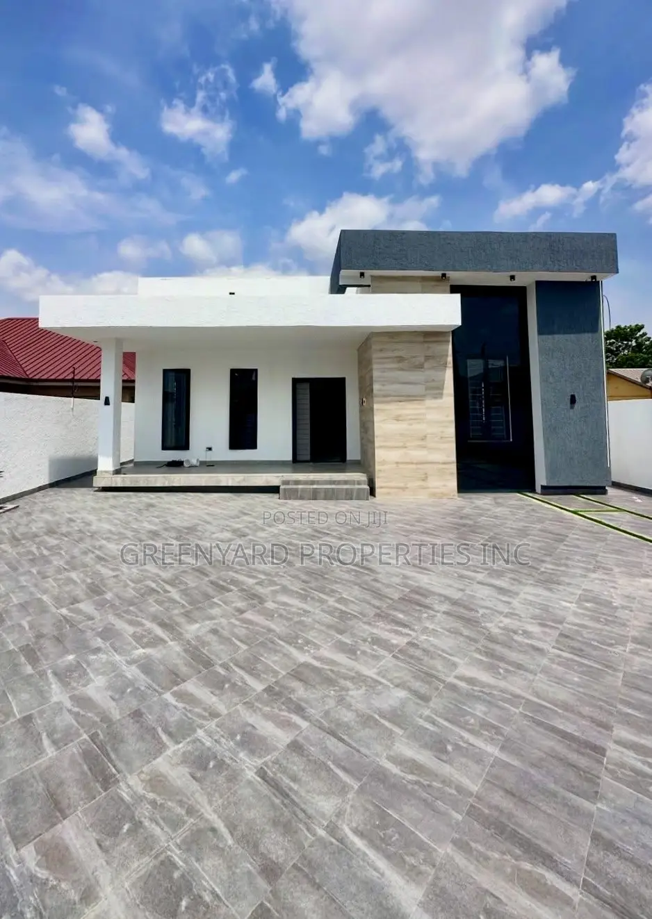 3bdrm House in Lakeside for sale in Lake Side Estate