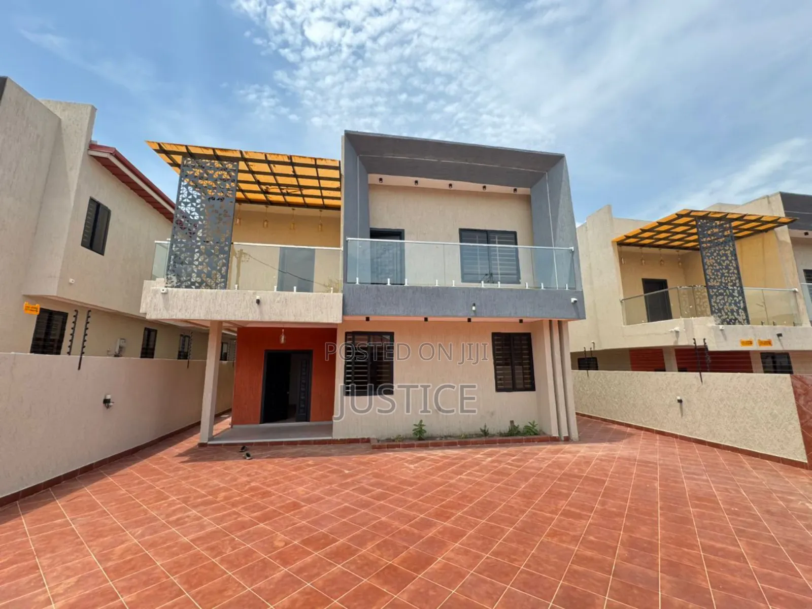 4bdrm House in Kouttan Estate, Owusu Ansah for sale in Owusu Ansah