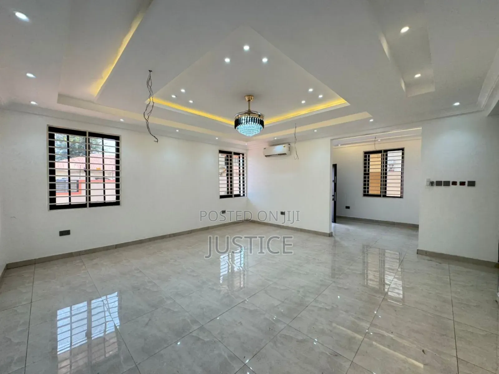 4bdrm House in Kouttan Estate, Owusu Ansah for sale in Owusu Ansah