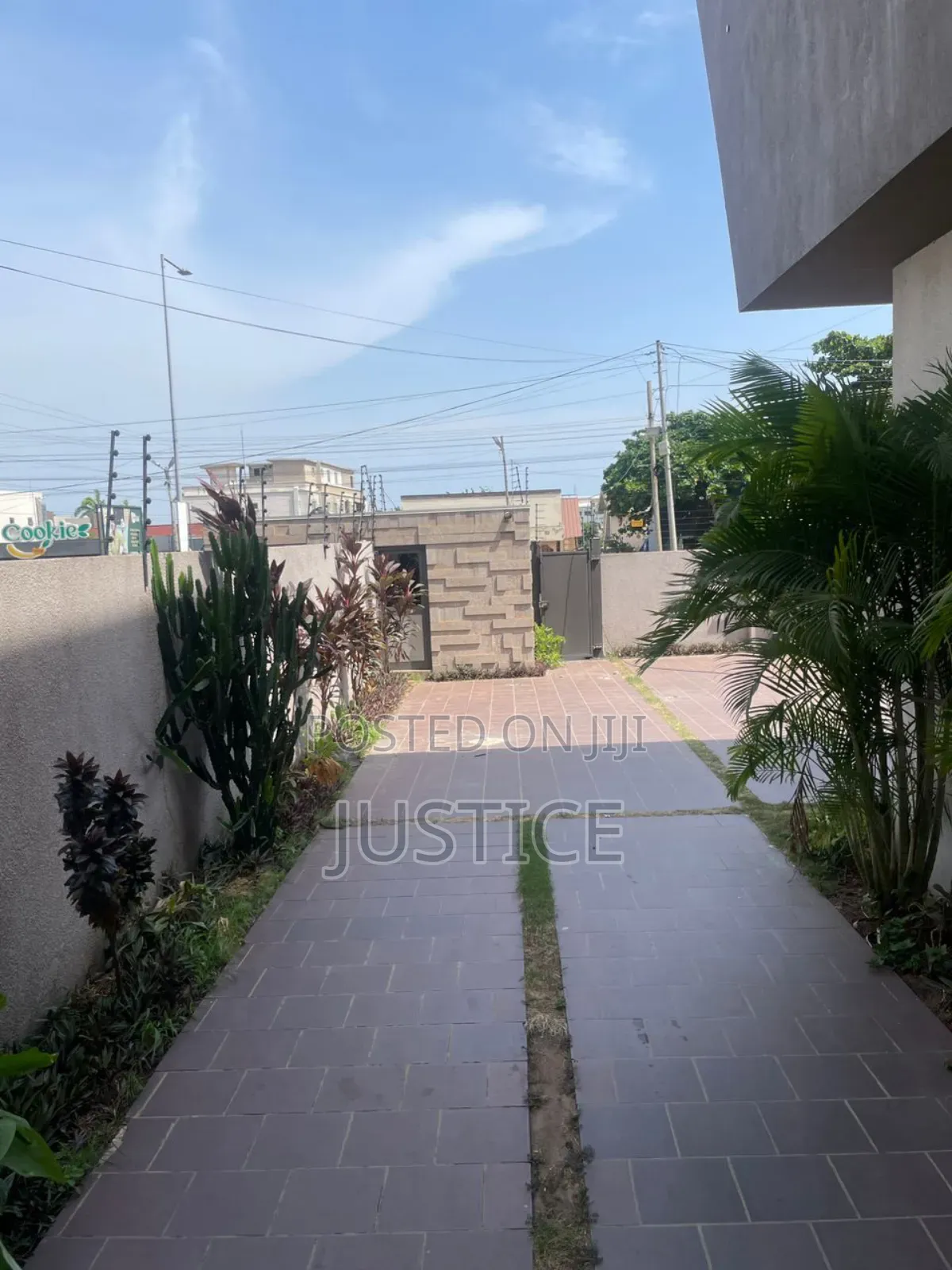 5bdrm House in East Legon Central, Boundary Road Area for rent in Boundary Road Area