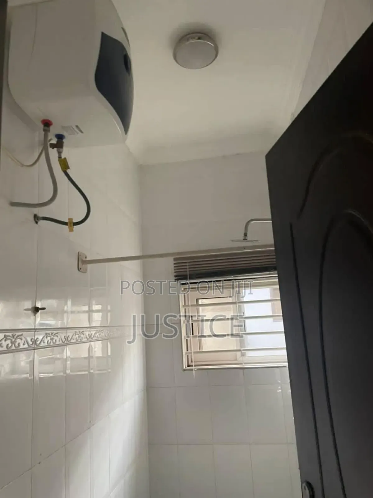 3bdrm Apartment in Dzorwulu for rent in Dzorwulu