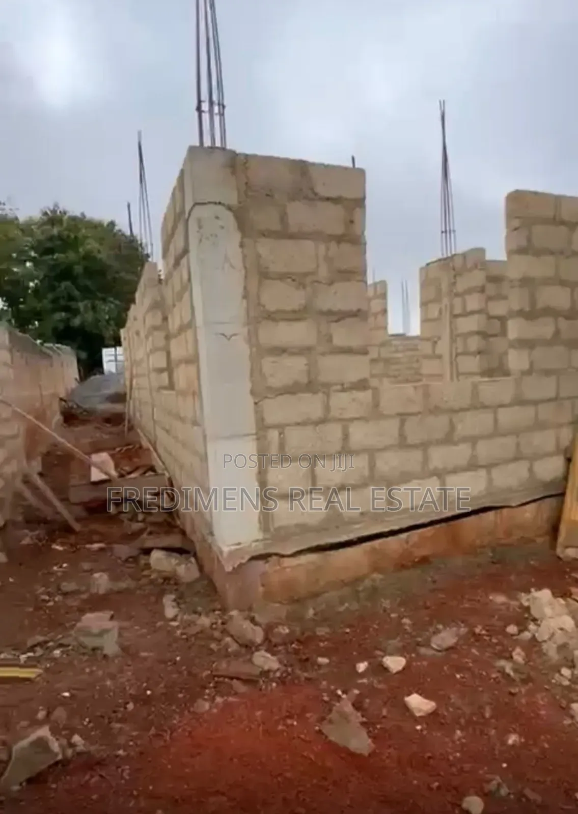 7bdrm House in Fredimens Real, Kumasi Metropolitan for sale in Kumasi Metropolitan