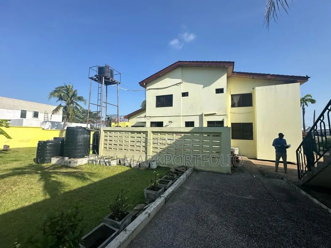 Half Acre for Sale at Dzorwulu in Dzorwulu