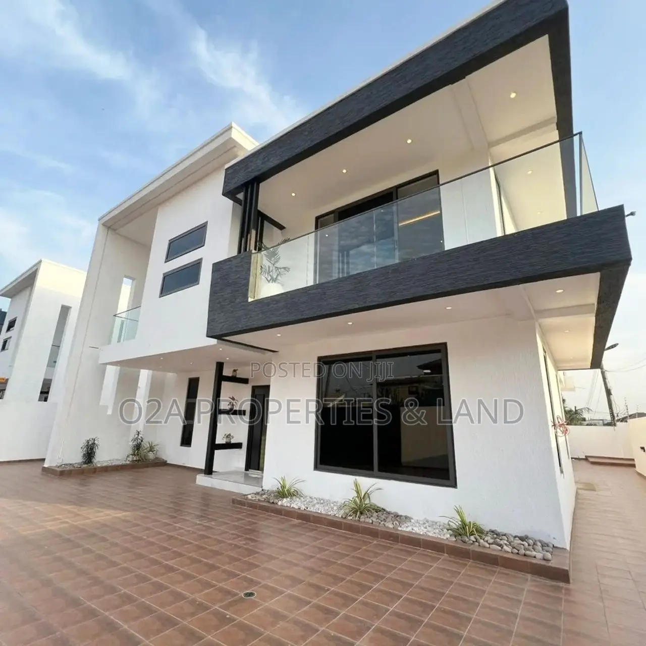 4bdrm House in Lakeside Estate for sale in Lake Side Estate
