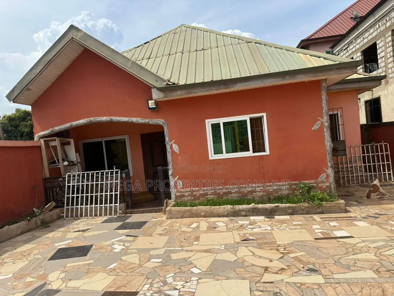 3bdrm House in Weija for rent in Weija