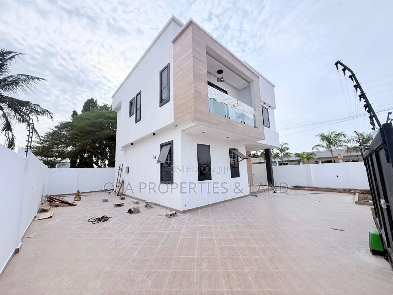3bdrm House in Spintex, Baatsona Total for sale in Baatsona Total