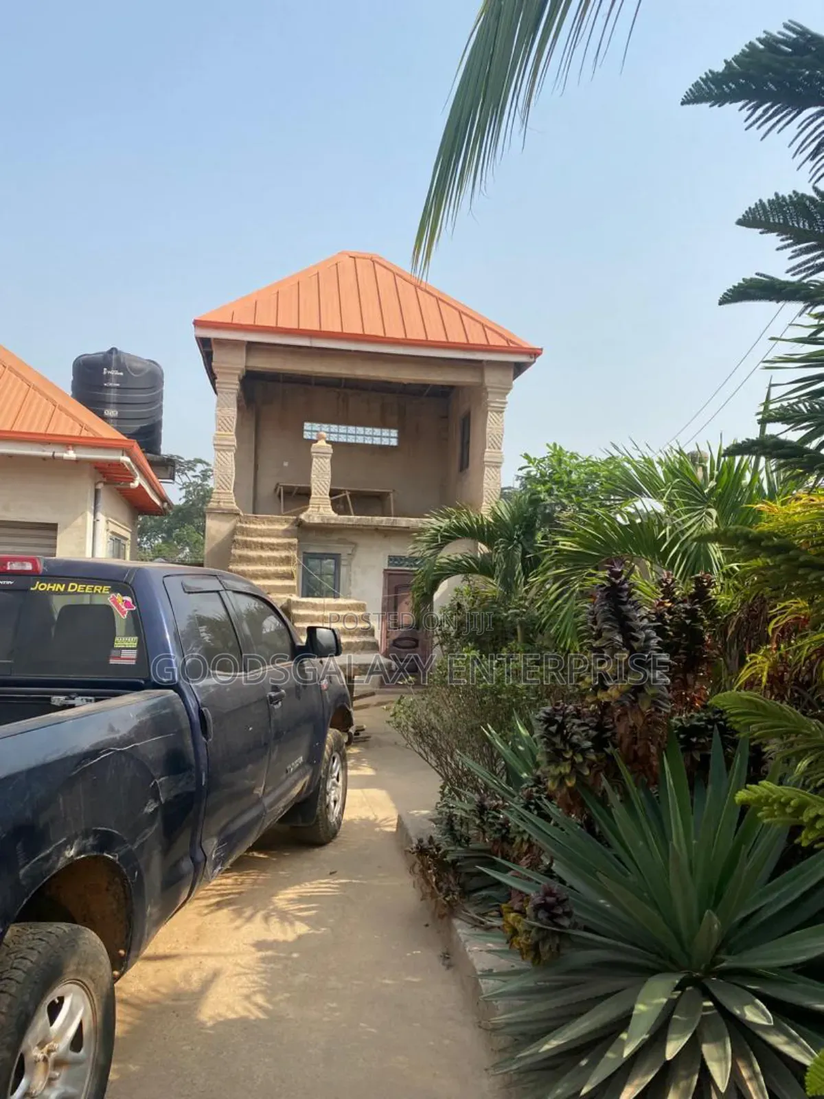 9bdrm House in Kumasi Metropolitan for sale in Kumasi Metropolitan