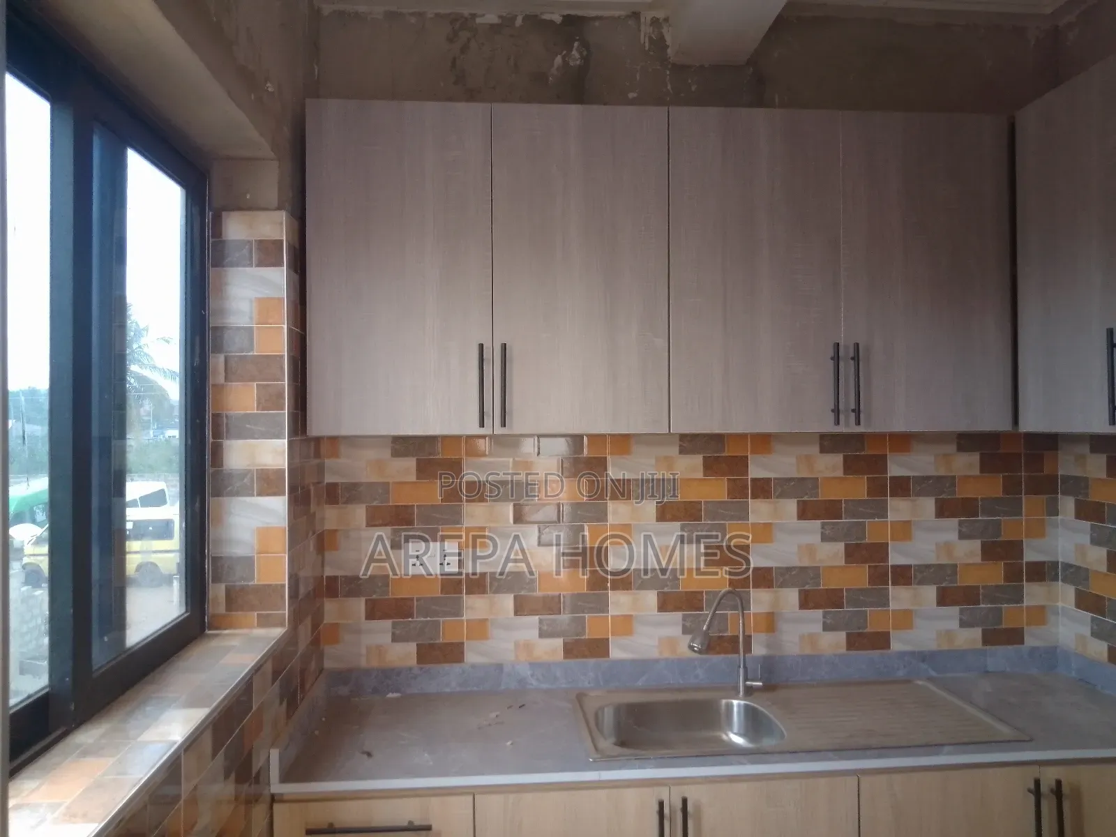 1bdrm Apartment in Arepa Homes, Madina for rent in Madina