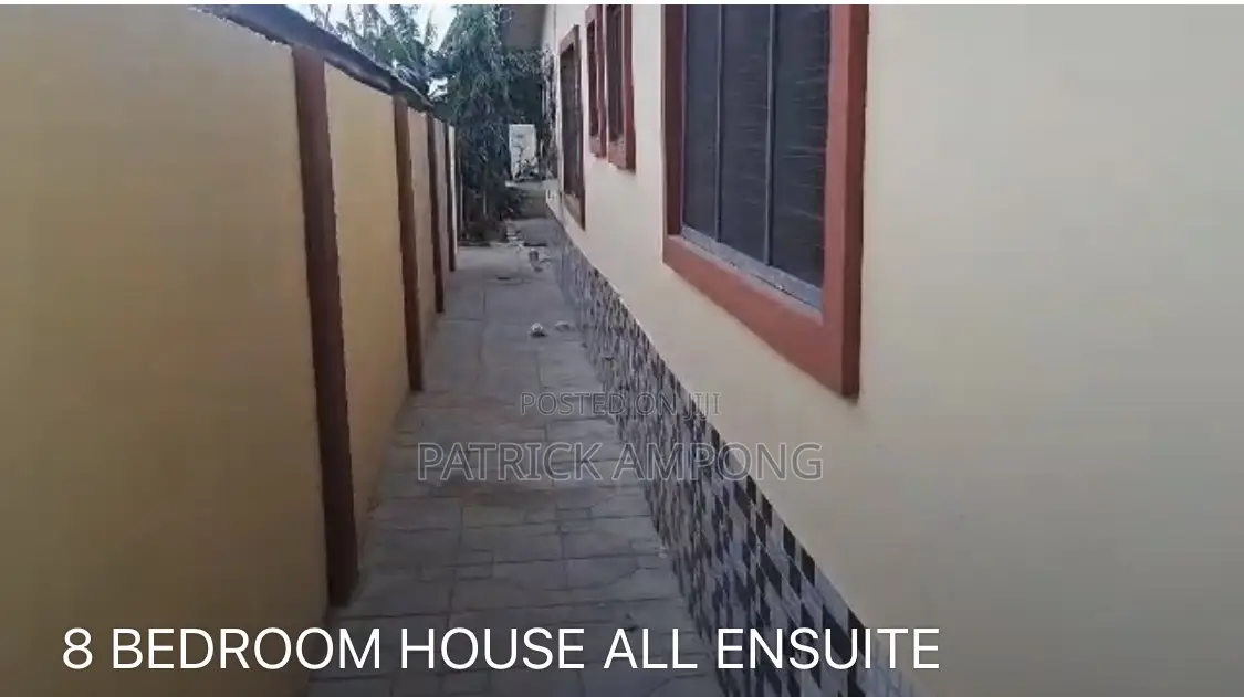 8bdrm House in Ashaiman Municipal for sale in Ashaiman Municipal