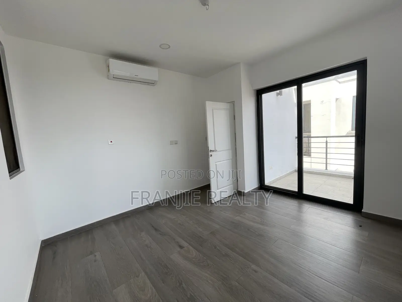 4bdrm Townhouse / Terrace in Franjie Realty, Tseaddo for rent in Tseaddo