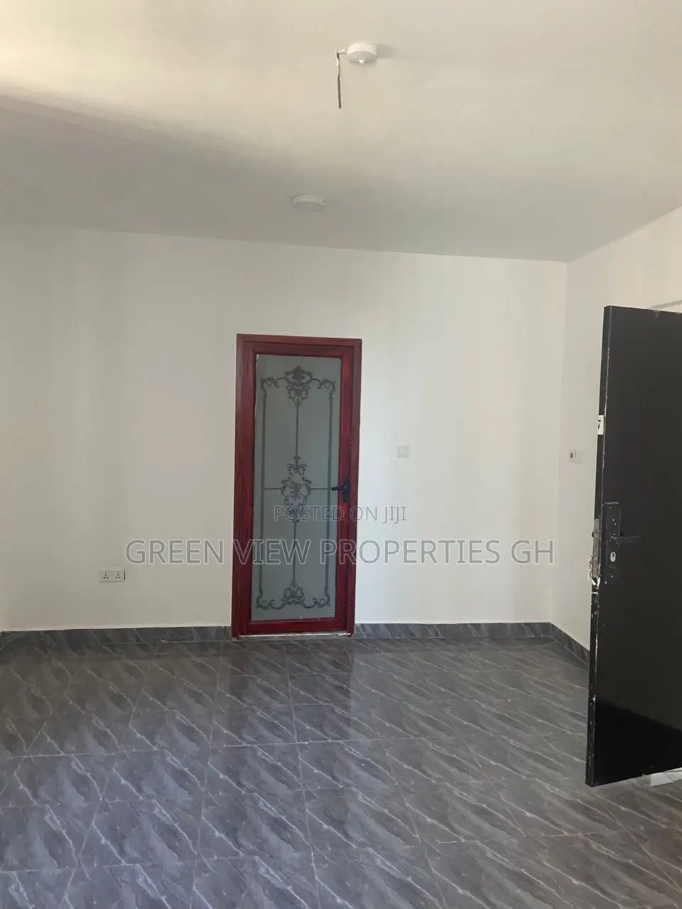 2bdrm Apartment in West Hills Mall Area for rent in West Hills Mall Area