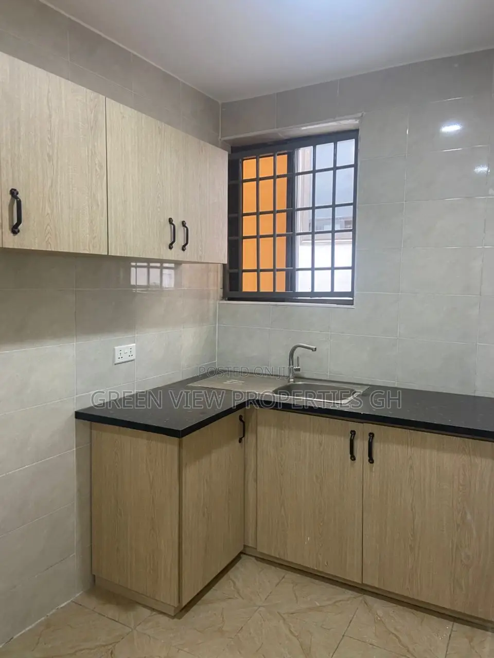 2bdrm Apartment in West Hills Mall Area for rent in West Hills Mall Area