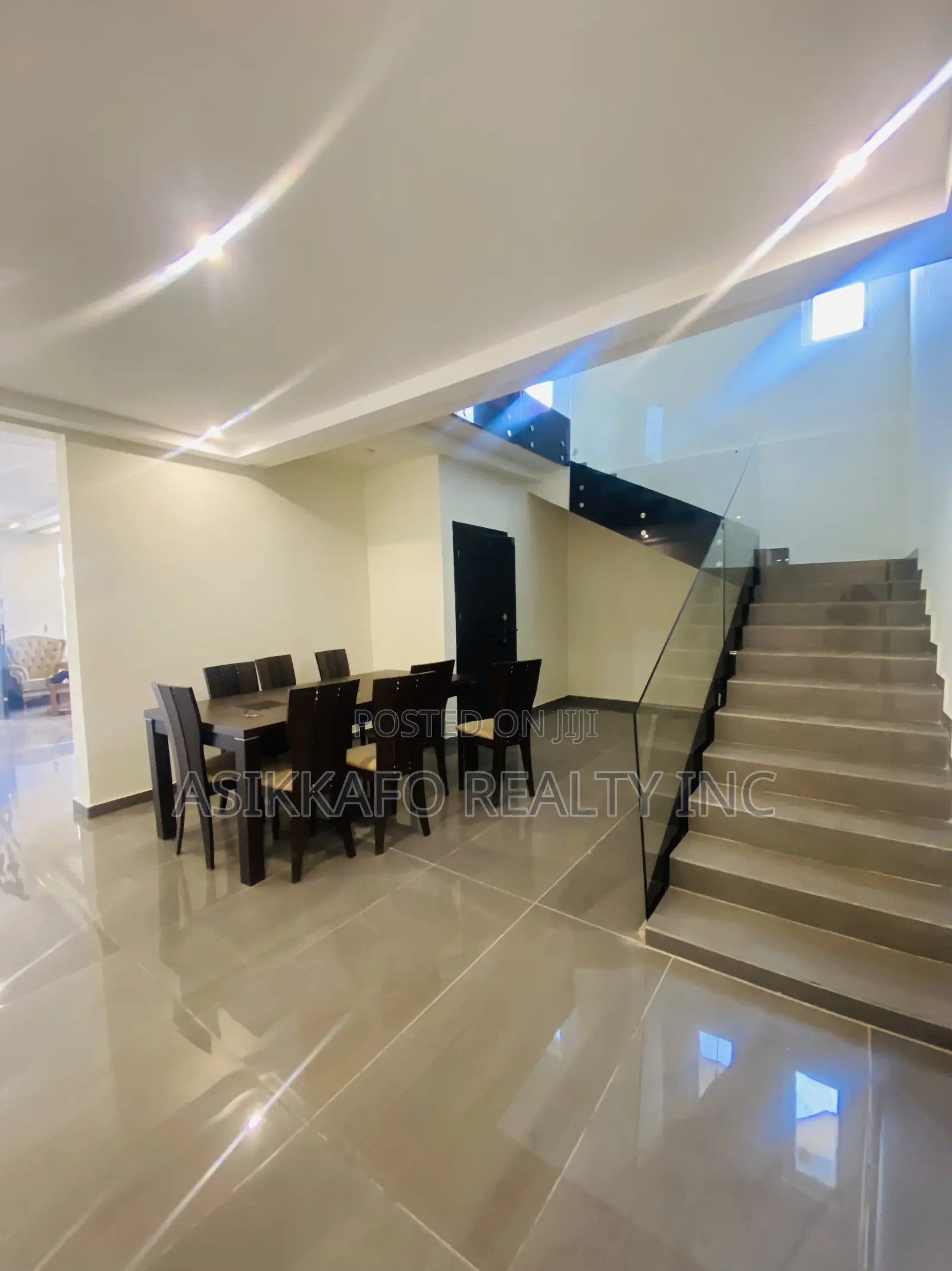 4bdrm Duplex in Kotobaabi, Spintex for rent in Spintex