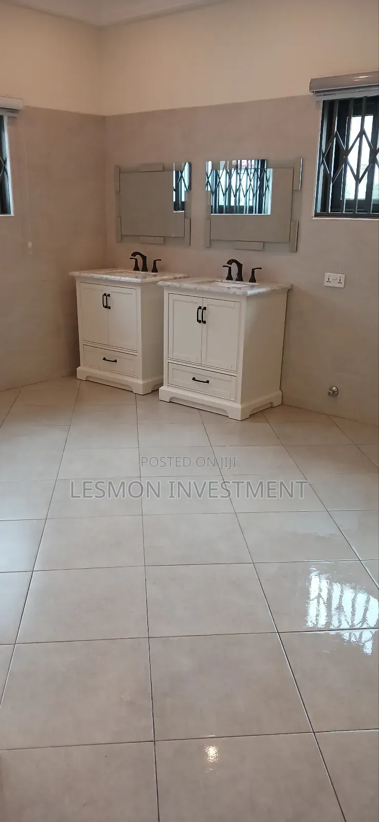 4bdrm House in East Legon for sale in East Legon