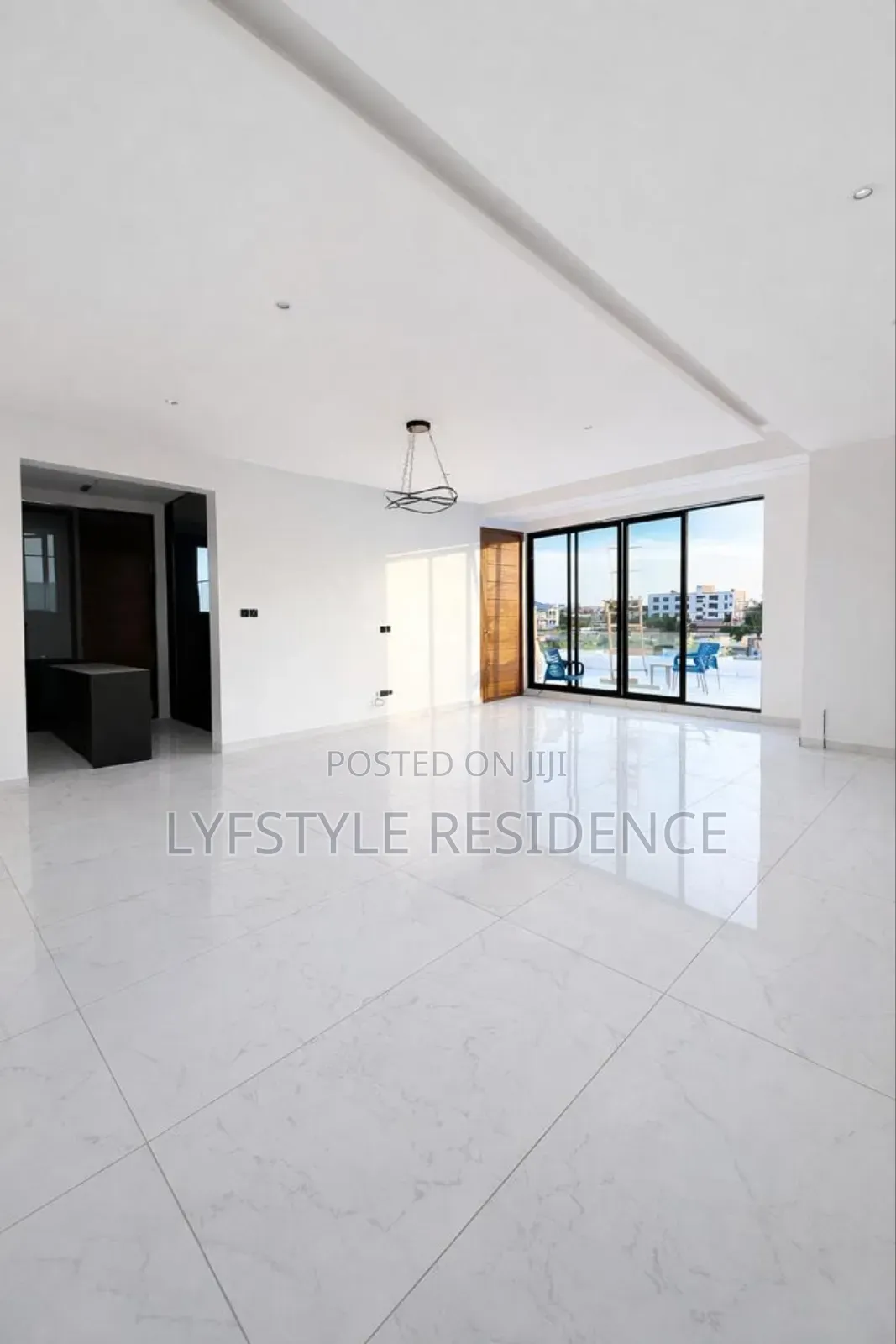 6bdrm House in Adjiringanor East, Boundary Road Area for sale in Boundary Road Area