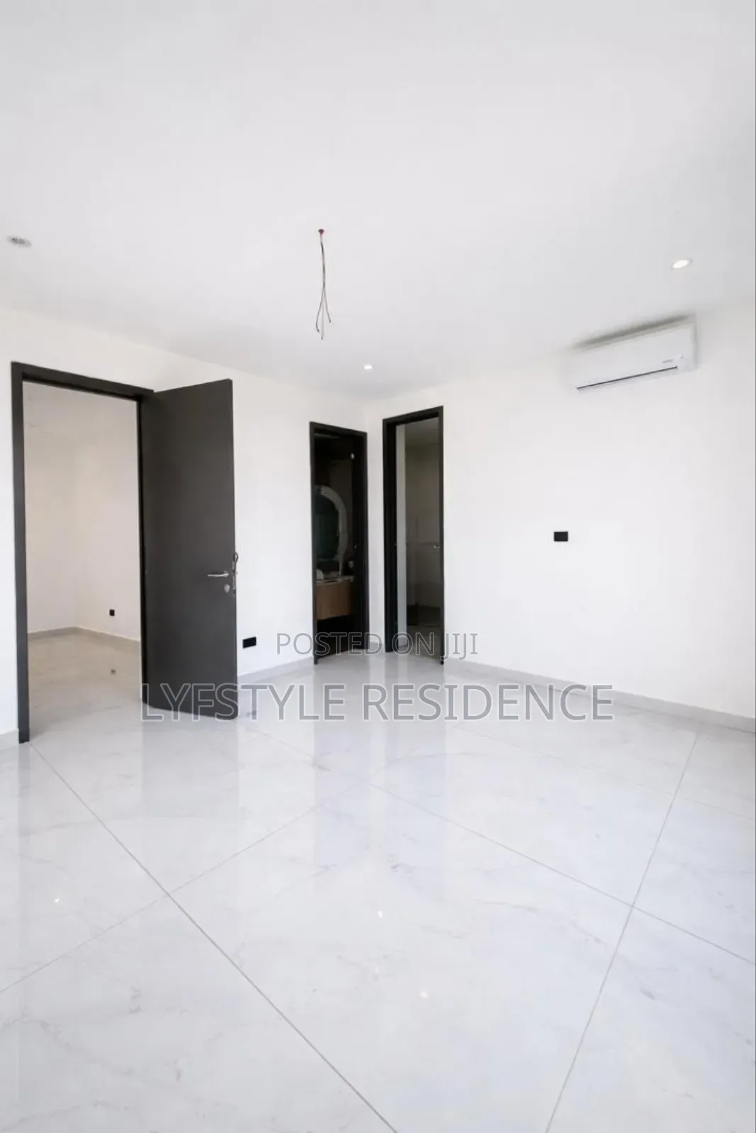 6bdrm House in Adjiringanor East, Boundary Road Area for sale in Boundary Road Area