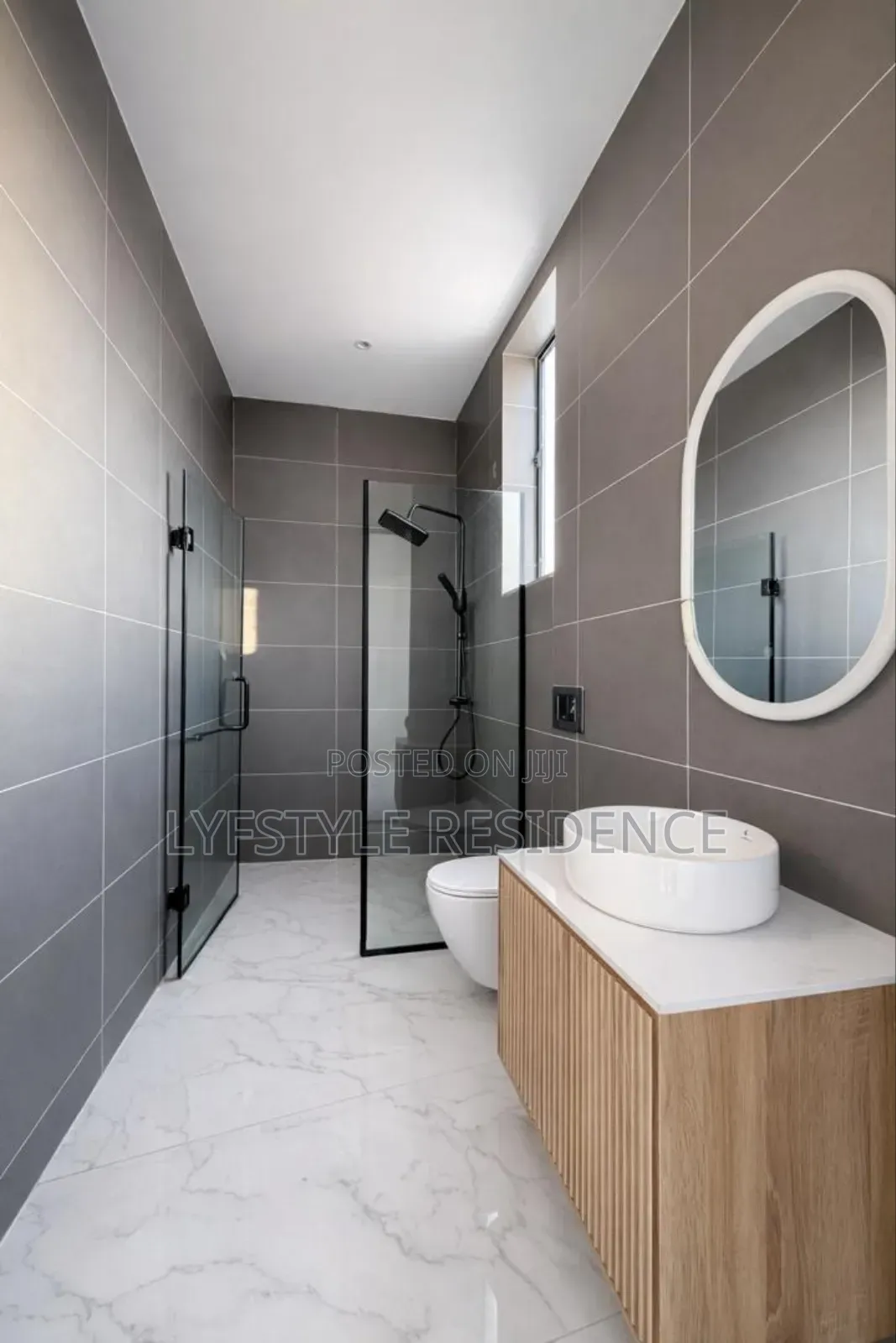 6bdrm House in Adjiringanor East, Boundary Road Area for sale in Boundary Road Area
