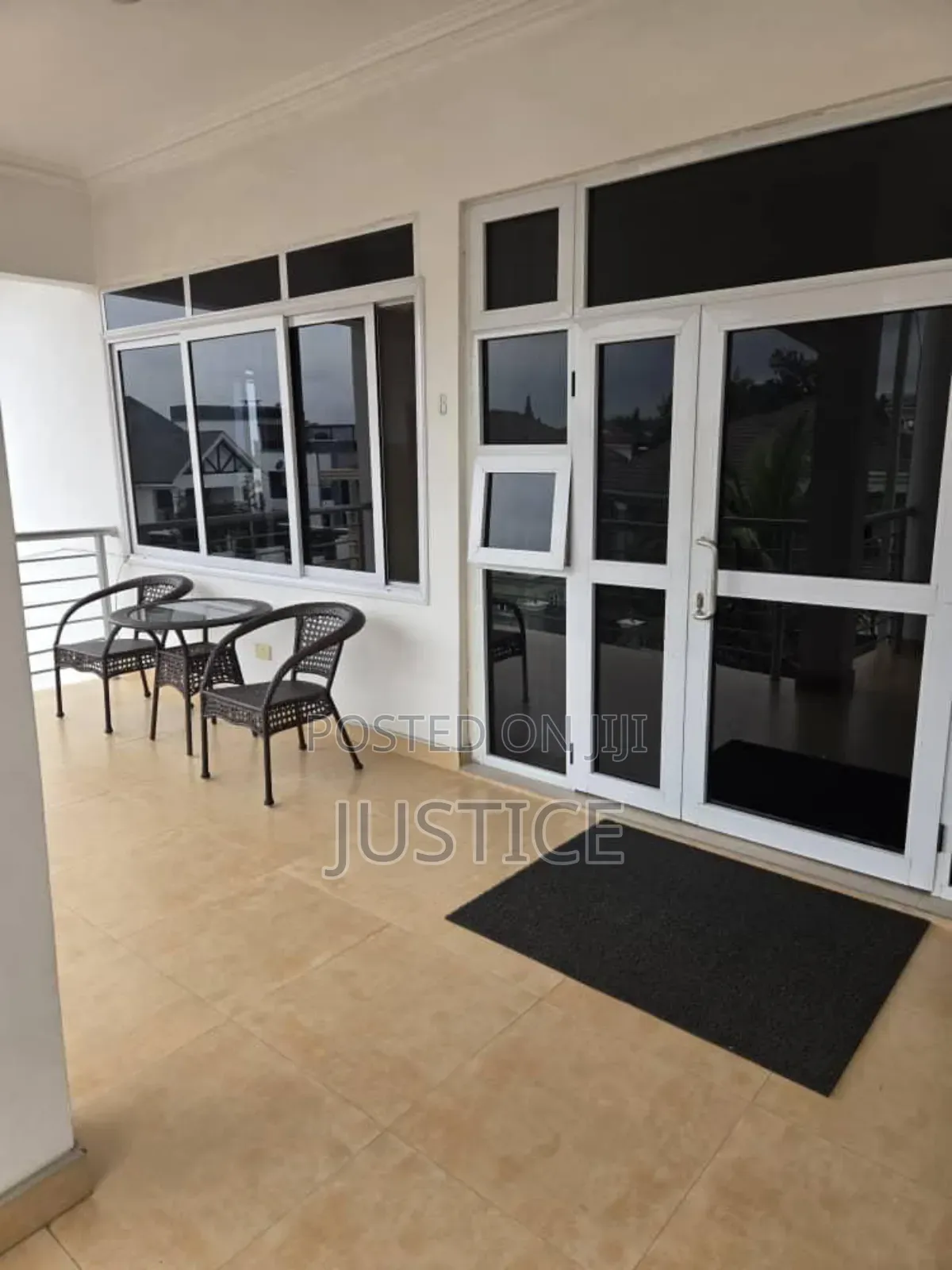 Furnished 3bdrm Apartment in East Airport for rent in Airport Residential Area