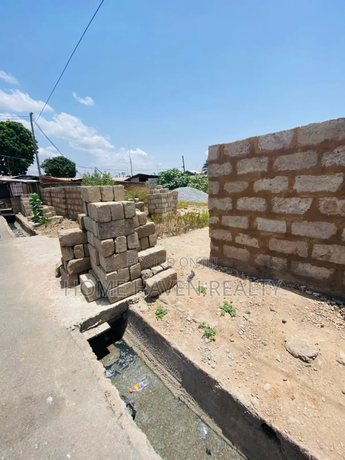 70/100 Plot of Land for Sale at Alajo Main Road in Polo Park