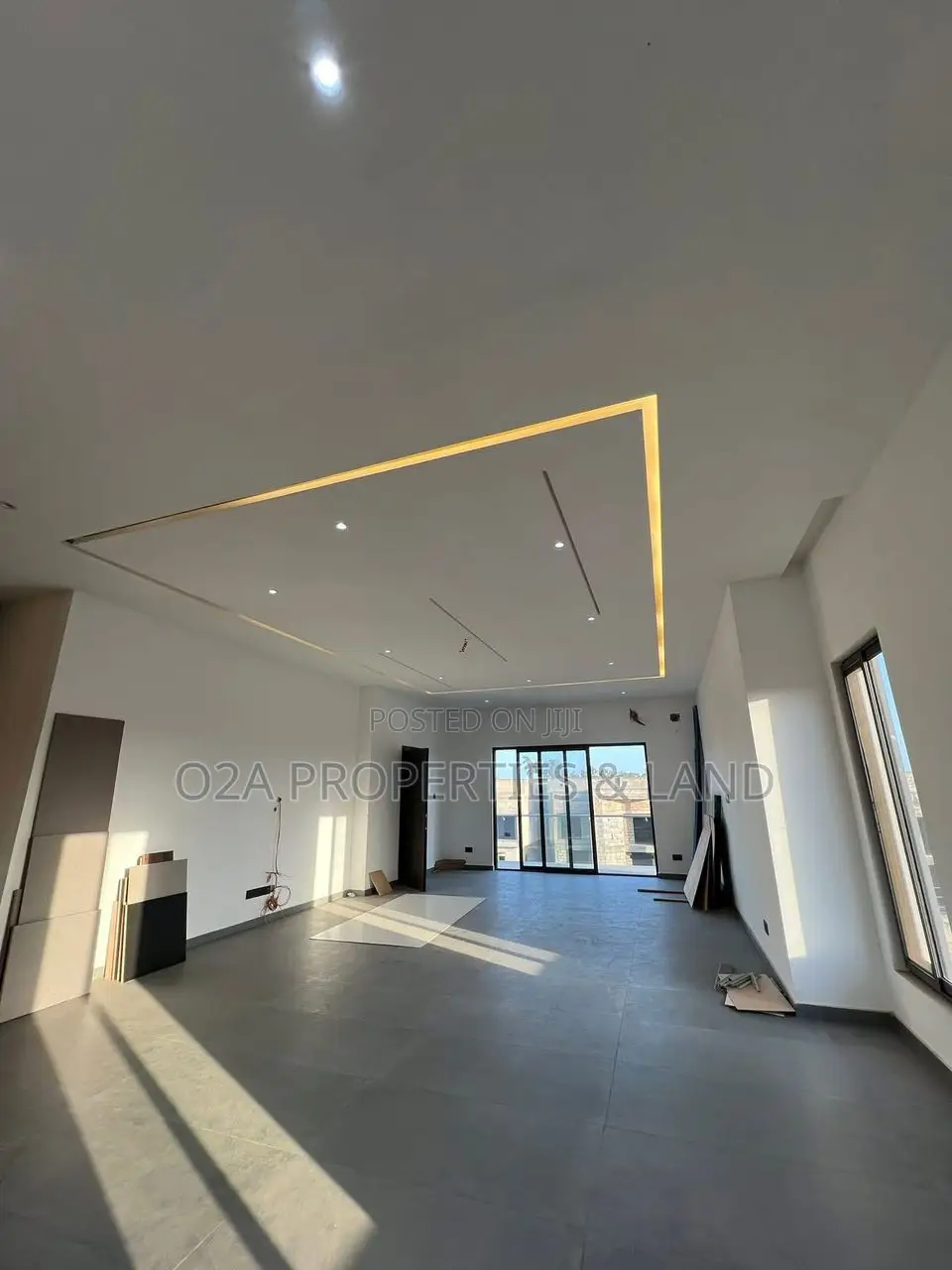 4bdrm Penthouse in Adjiringanor, Ability for sale in Ability
