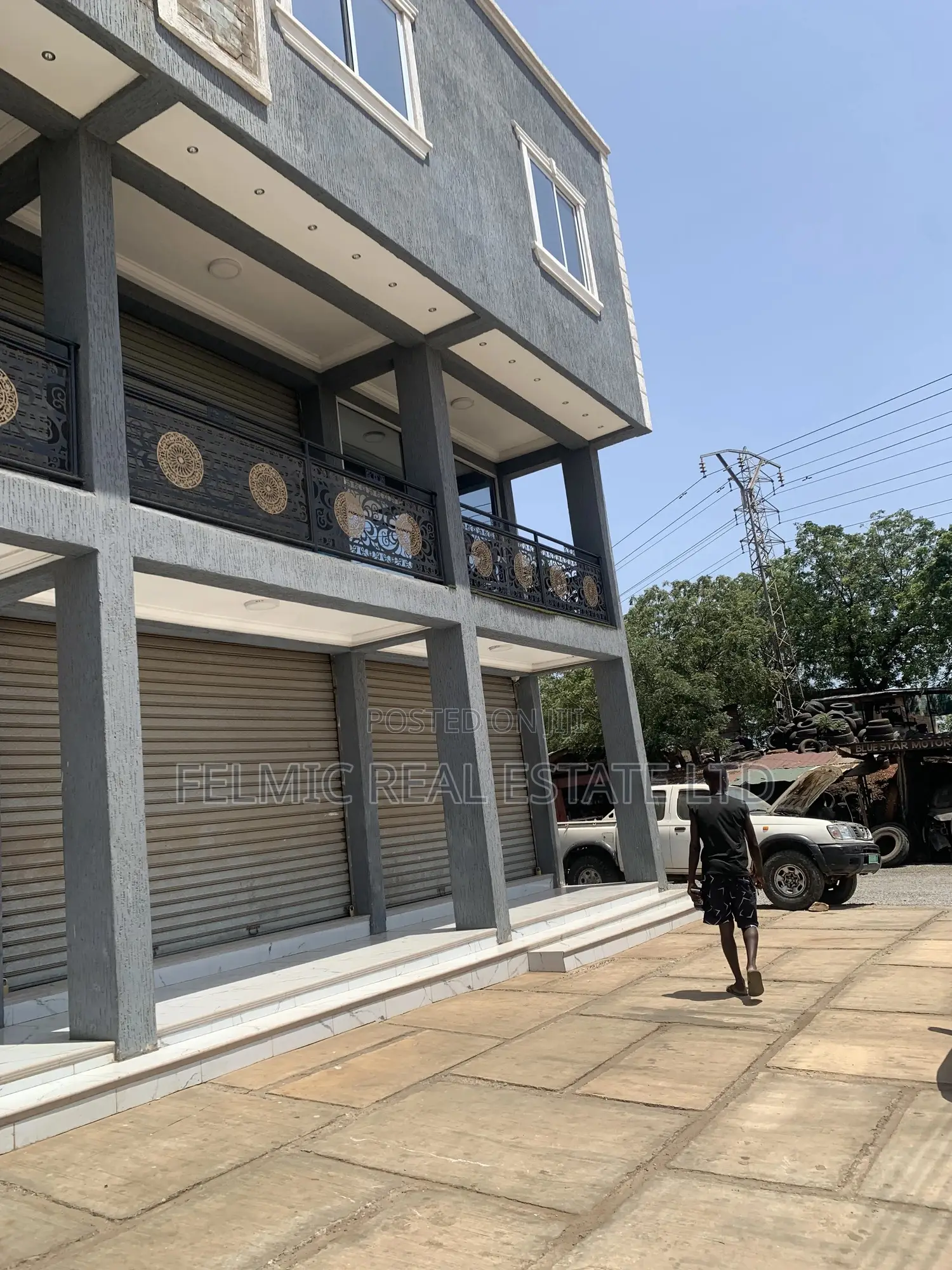 Stores at Achimota for Rent in School Area