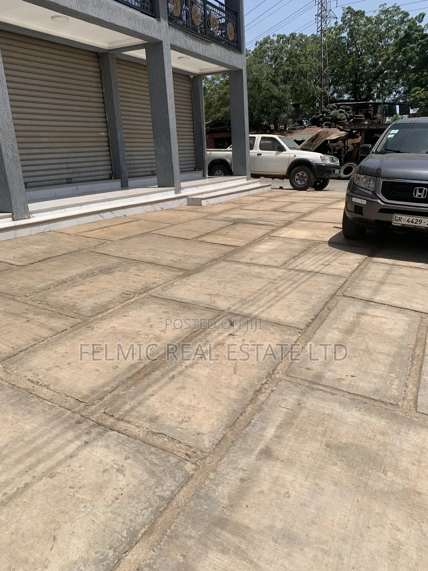 Stores at Achimota for Rent in School Area