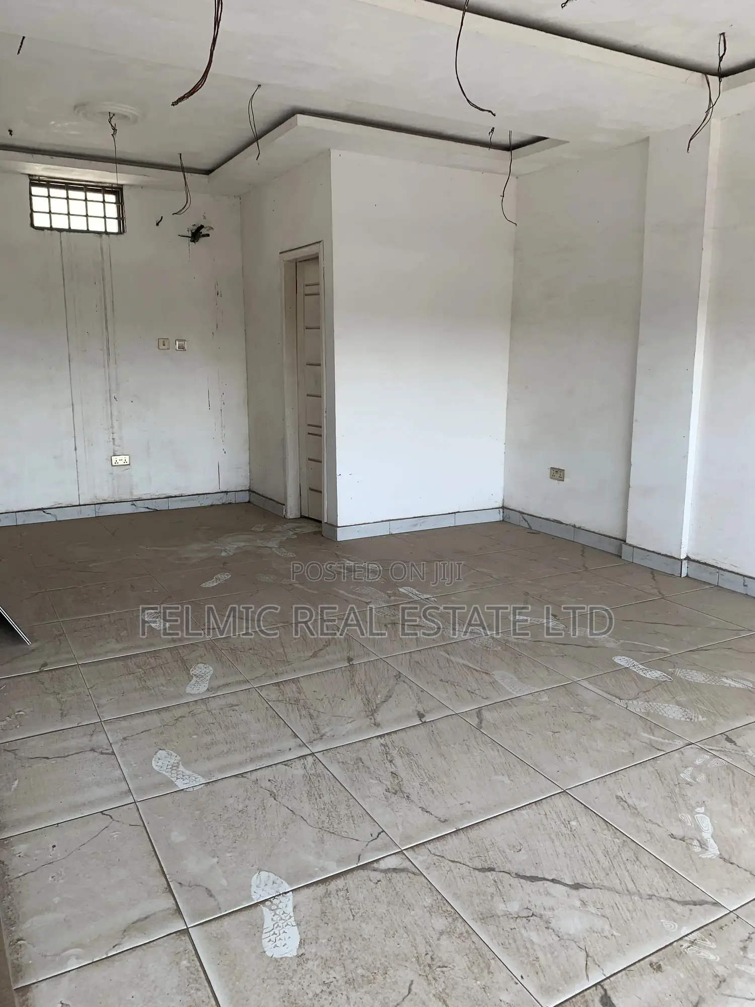 Stores at Achimota for Rent in School Area