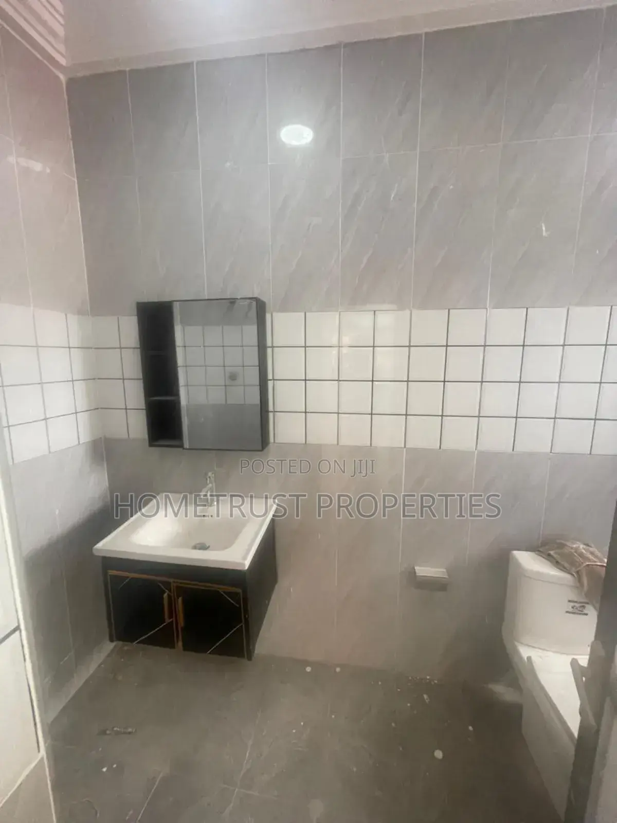 2bdrm Apartment in Kwabenya Franco, Police Station for rent in Police Station