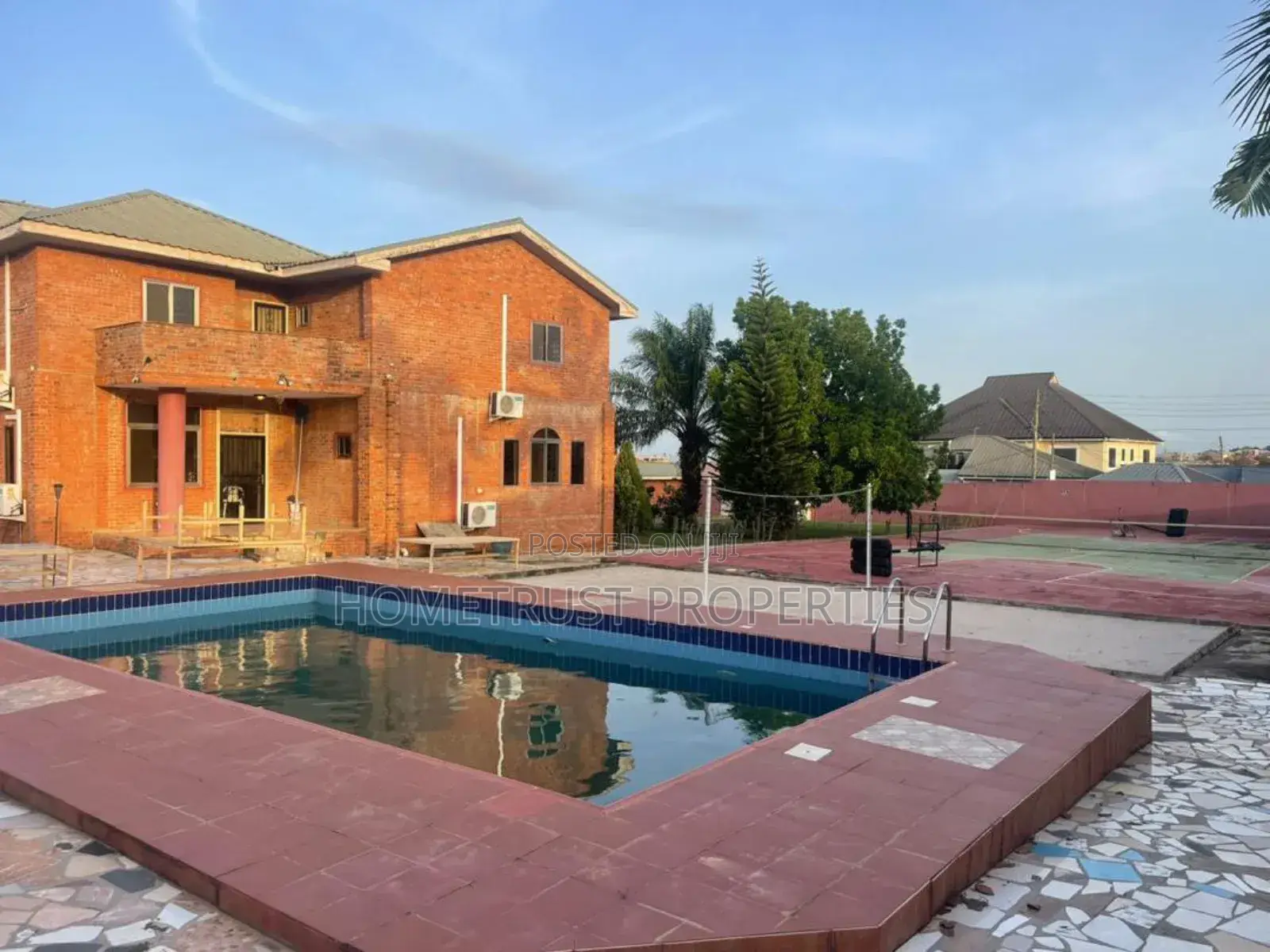 7bdrm Mansion in Kwabenya Acp for sale in Kwabenya