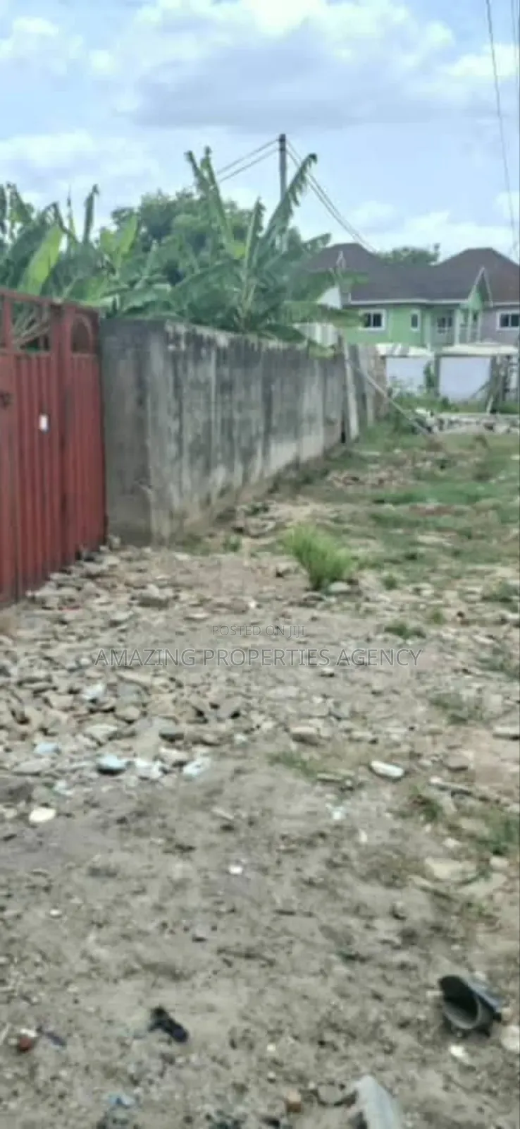 2 Plots (120ft/100ft) of Land With an Old Building for Sale Dzorwulu. in Dzorwulu