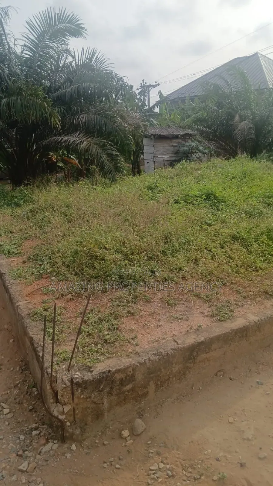 2 Plots 120ft/110ft) of Land With an Old Building for Sale at Dzorwulu in Nyaho Medical Centre