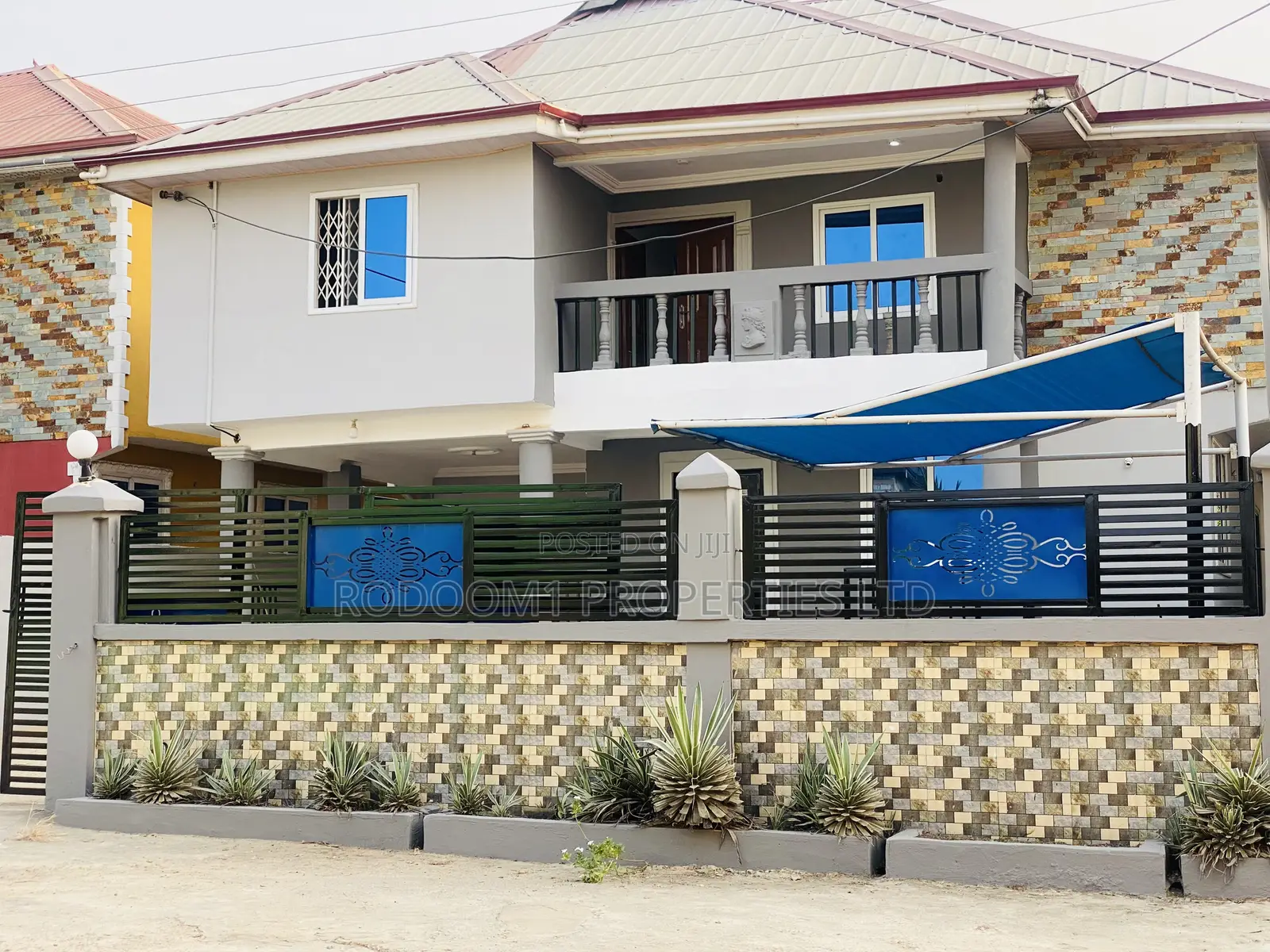 5bdrm House in Amasaman Stadium for rent in Amasaman