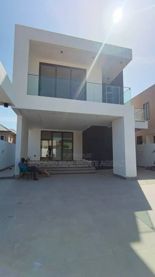 4bdrm Duplex in Sefdard Properties, Tseaddo for sale in Tseaddo
