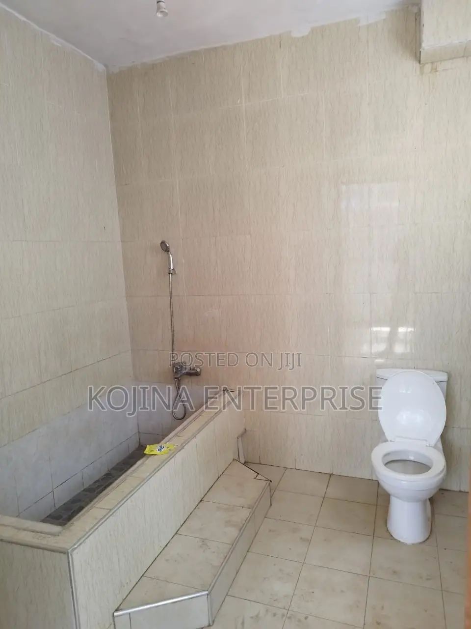 3bdrm Apartment in Ahenema Kokoben, Kumasi Metropolitan for rent in Kumasi Metropolitan