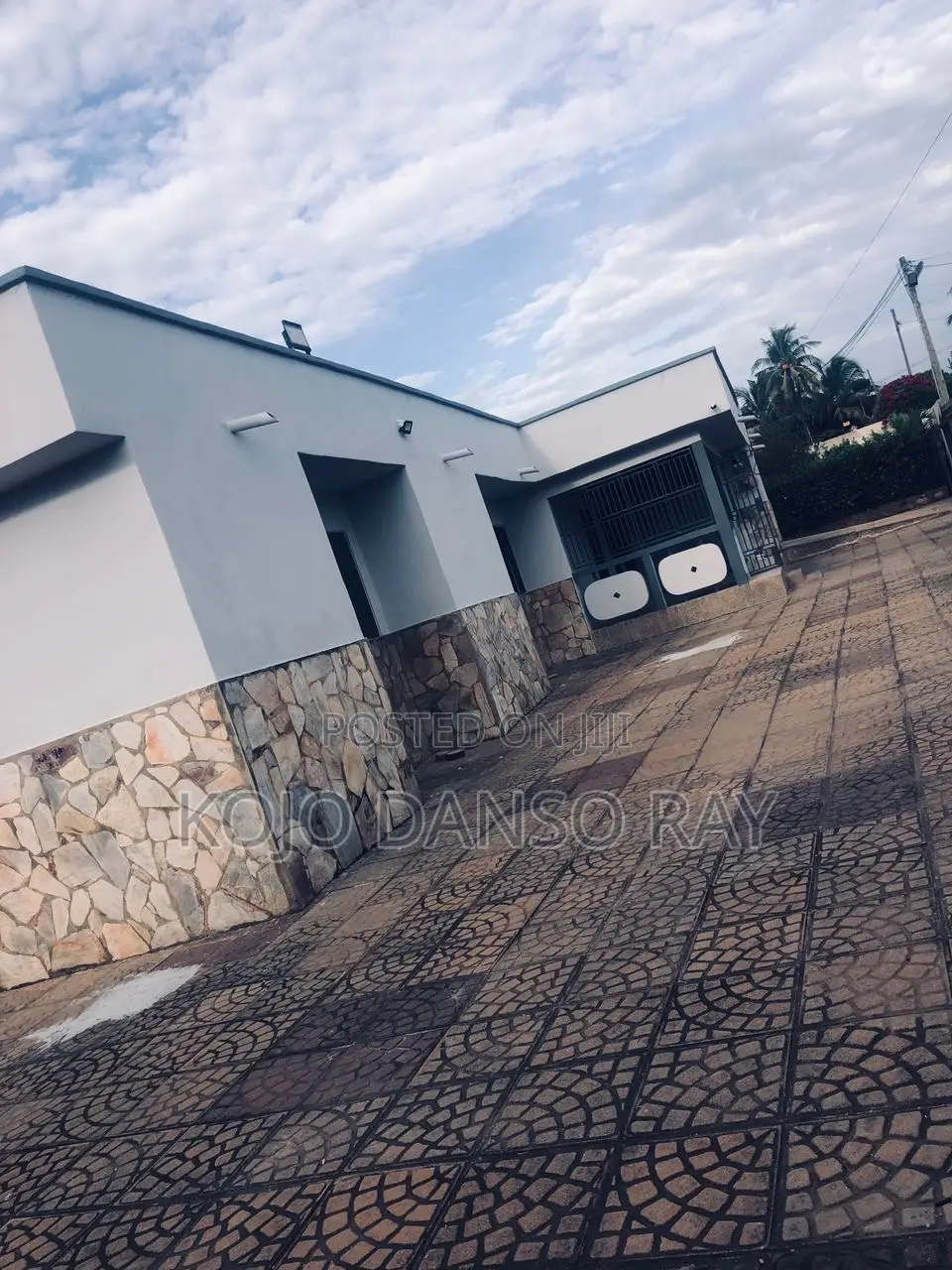 3bdrm Apartment in Pandak Agency, Achimota for rent in Achimota