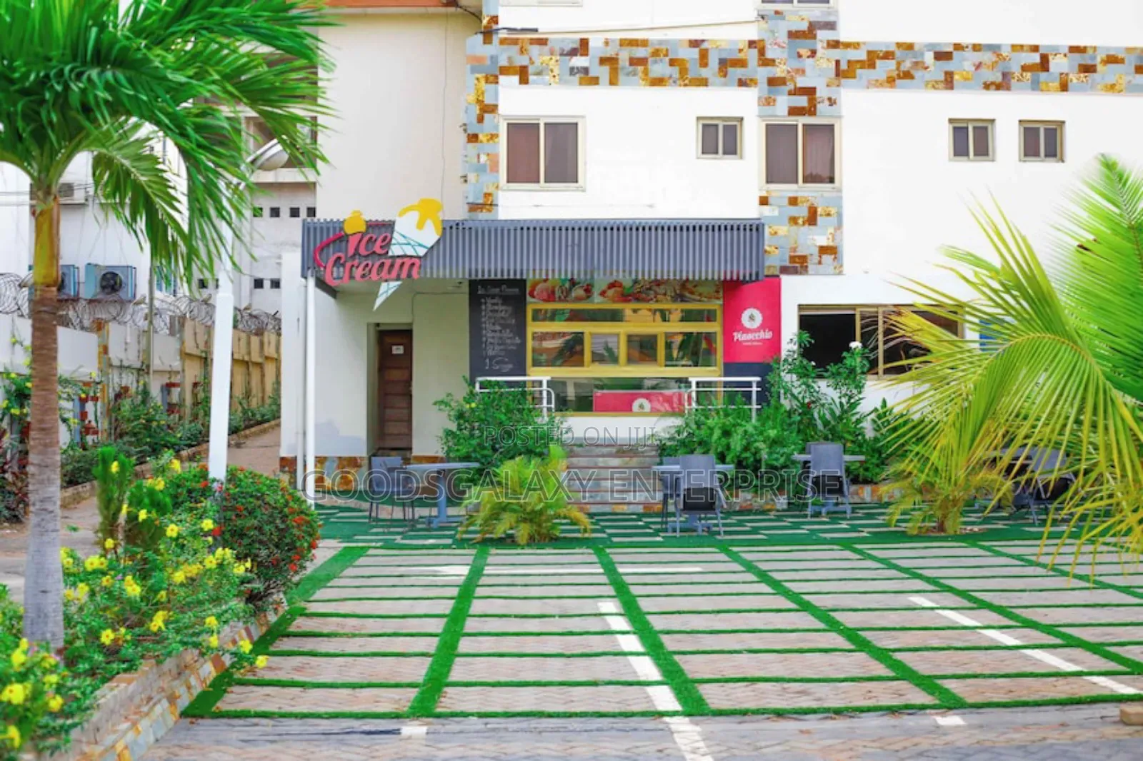 104 Rooms Beautiful Property With Conference Rooms for Sale in East Legon