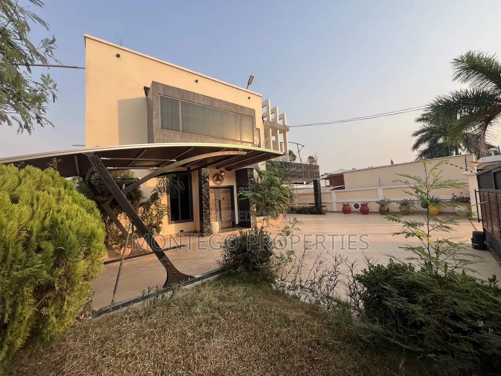 5bdrm House in East Legon, Adjiriganor for sale in Adjiriganor