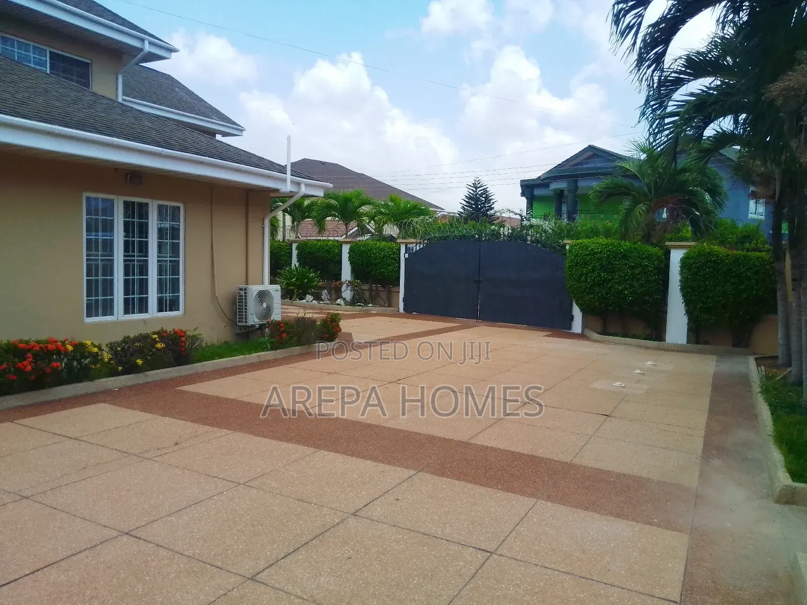 4bdrm Mansion in Arepa Homes, American House for rent in American House
